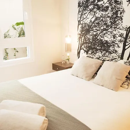 Living4malaga Atarazanas Executive Apartment *