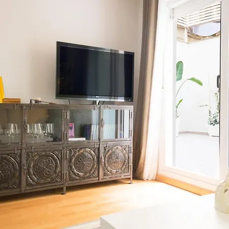 Living4malaga Atarazanas Executive Apartment Malaga